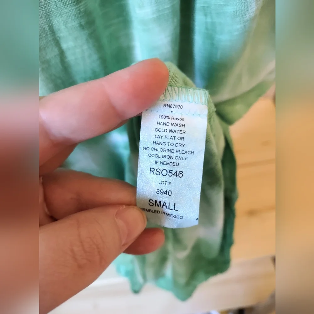 SMALL Elan Green Tie-Dye Off The Shoulders Midi Dress - Picture 3 of 3